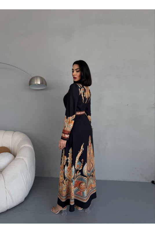 Atlas Kumaş Çiçek Desenli Gömlek Yaka Düğme Detaylı Siyah Elbise (KEMER DAHİLDİR)-2501